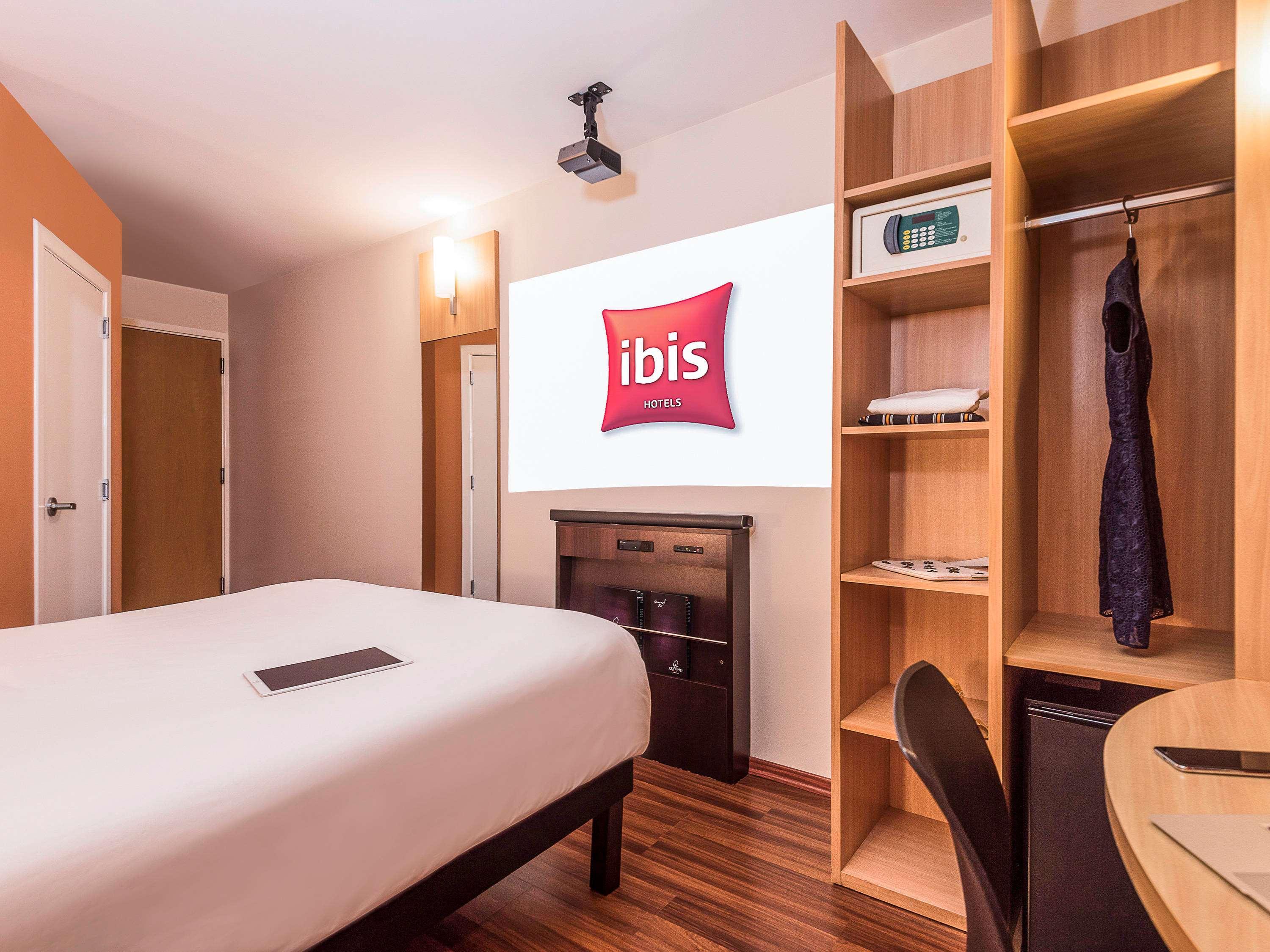 Ibis Condes 3*