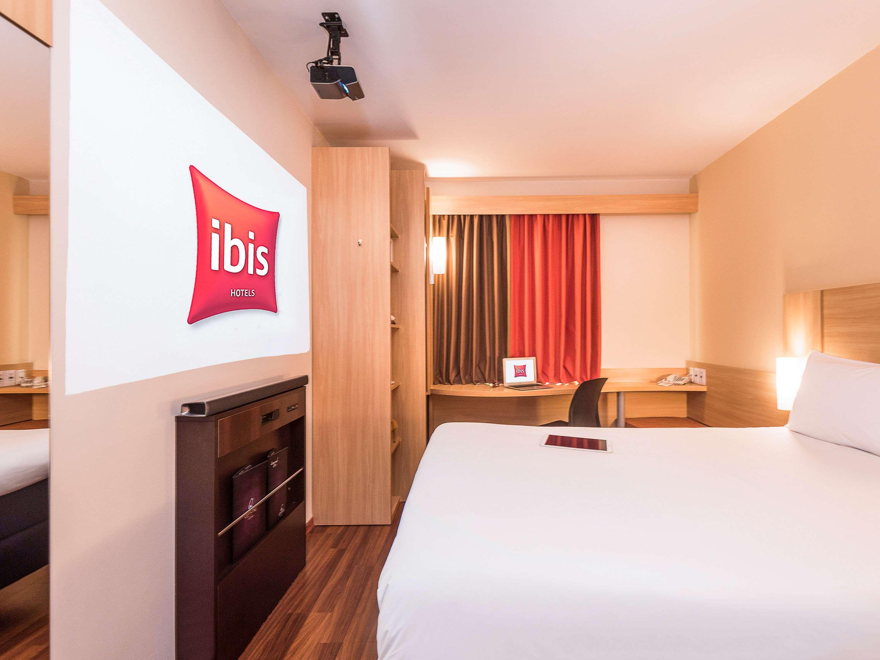 Ibis Condes 3*