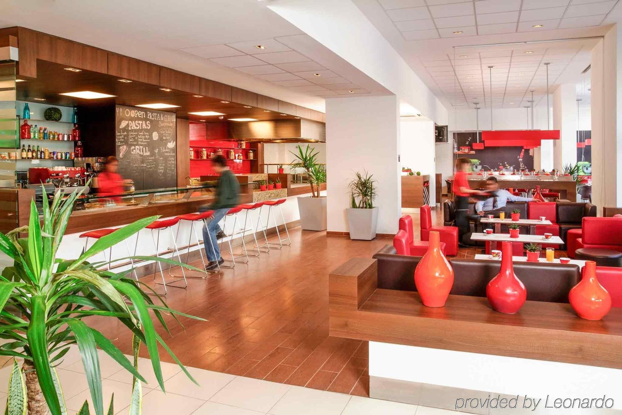 Ibis Condes