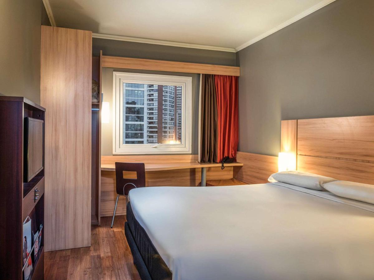 Ibis Condes Hotel
